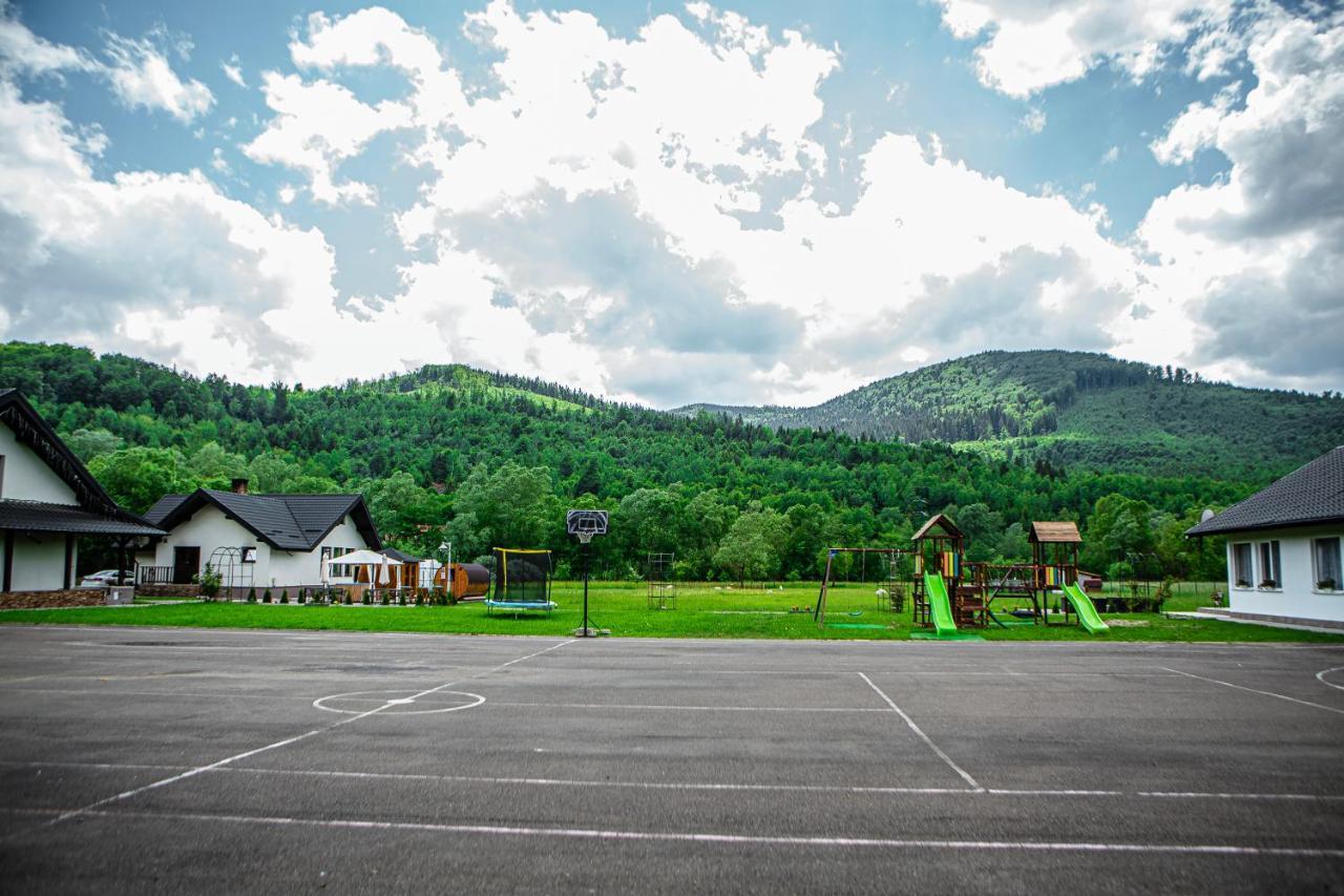 Pensiunea Arc Bucovina Vama  Exterior photo
