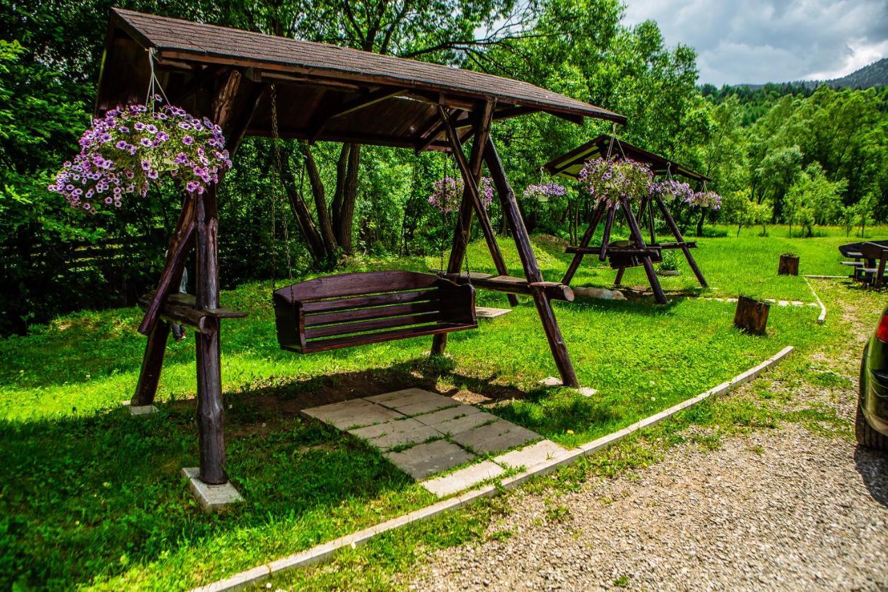 Pensiunea Arc Bucovina Vama  Exterior photo